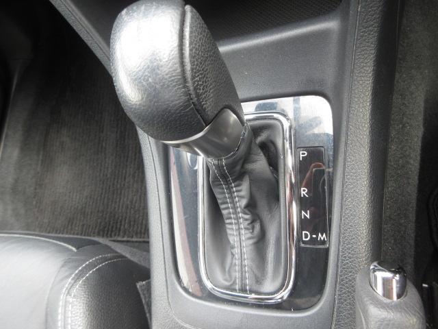 インプレッサスポーツ 2.0i-Sアイサイト カロッツェリアナビ フルセグ Bカメラ アイサイトVer.3 LKA レーダークルーズ 本革 電動シート シートヒーター オートHID&フォグ ETC 純正17アルミ 4WD パドルシフト(27枚目)