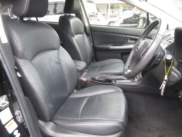 インプレッサスポーツ 2.0i-Sアイサイト カロッツェリアナビ フルセグ Bカメラ アイサイトVer.3 LKA レーダークルーズ 本革 電動シート シートヒーター オートHID&フォグ ETC 純正17アルミ 4WD パドルシフト(56枚目)