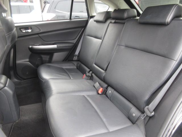 インプレッサスポーツ 2.0i-Sアイサイト カロッツェリアナビ フルセグ Bカメラ アイサイトVer.3 LKA レーダークルーズ 本革 電動シート シートヒーター オートHID&フォグ ETC 純正17アルミ 4WD パドルシフト(61枚目)