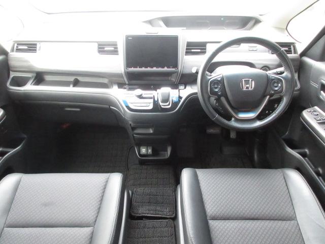 フリードハイブリッド ハイブリッド・G 純正9型ナビ フルセグ Bカメラ ホンダセンシング LKA CMBS レーダークルーズ 両側電動ドア オートLEDライト シートヒーター 半革シート 純正15AW ETC 前後ドラレコ DVD 録音(6枚目)