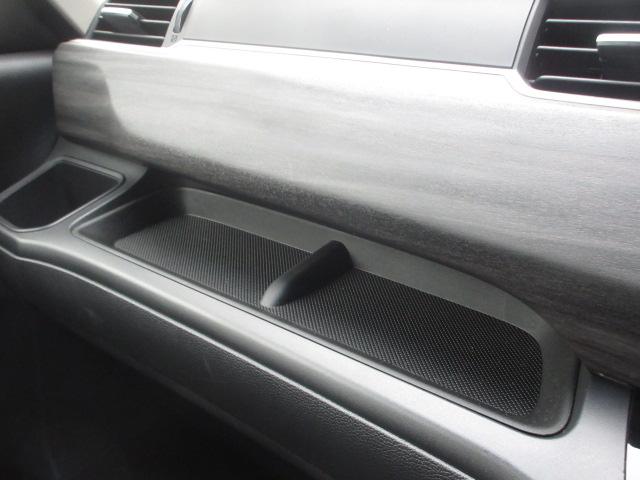 フリードハイブリッド ハイブリッド・G 純正9型ナビ フルセグ Bカメラ ホンダセンシング LKA CMBS レーダークルーズ 両側電動ドア オートLEDライト シートヒーター 半革シート 純正15AW ETC 前後ドラレコ DVD 録音(36枚目)