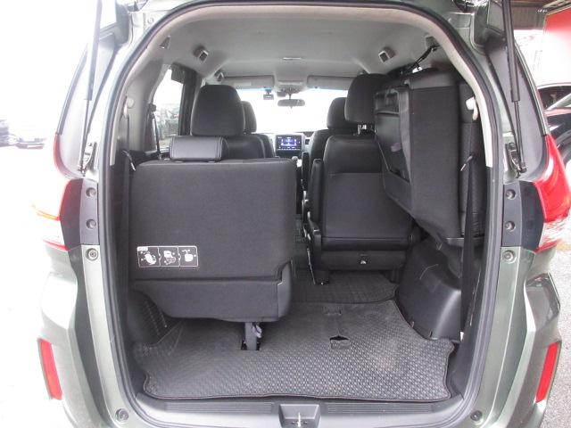 フリードハイブリッド ハイブリッド・G 純正9型ナビ フルセグ Bカメラ ホンダセンシング LKA CMBS レーダークルーズ 両側電動ドア オートLEDライト シートヒーター 半革シート 純正15AW ETC 前後ドラレコ DVD 録音(42枚目)