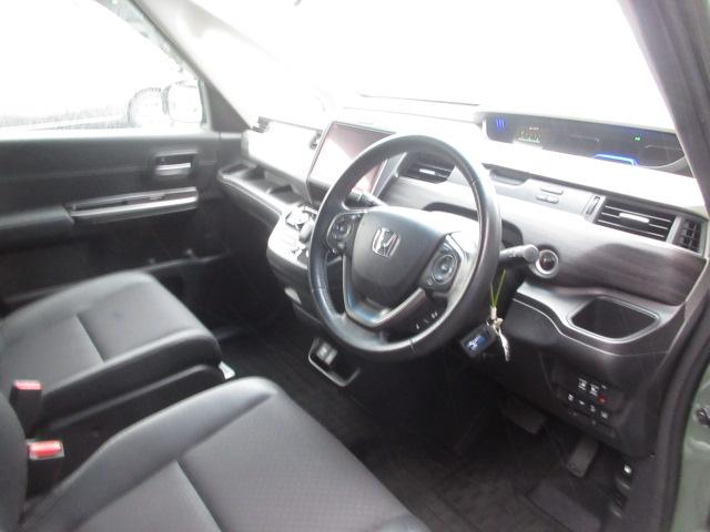 フリードハイブリッド ハイブリッド・G 純正9型ナビ フルセグ Bカメラ ホンダセンシング LKA CMBS レーダークルーズ 両側電動ドア オートLEDライト シートヒーター 半革シート 純正15AW ETC 前後ドラレコ DVD 録音(50枚目)