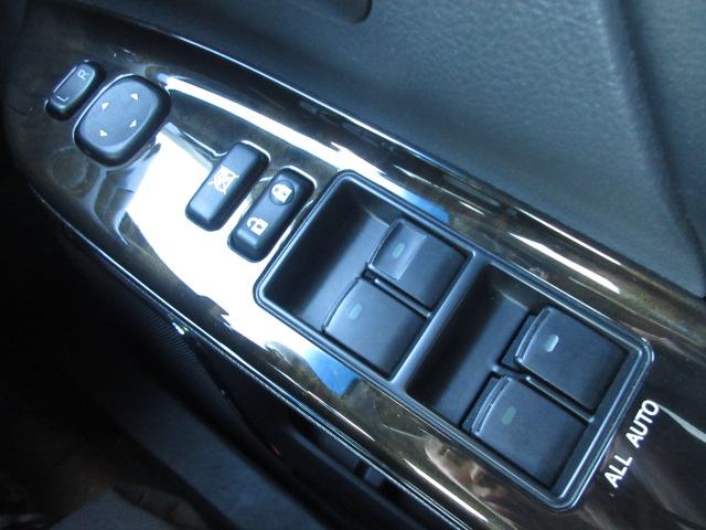 アルファード 240S タイプゴールドII アルパイン9型ナビ フルセグ Bカメラ フリップダウンモニター 両側電動ドア クルコン オート付HID&フォグ パワーバックドア 半革シート 純正18アルミ DVD 音楽録音 Bluetooth(33枚目)