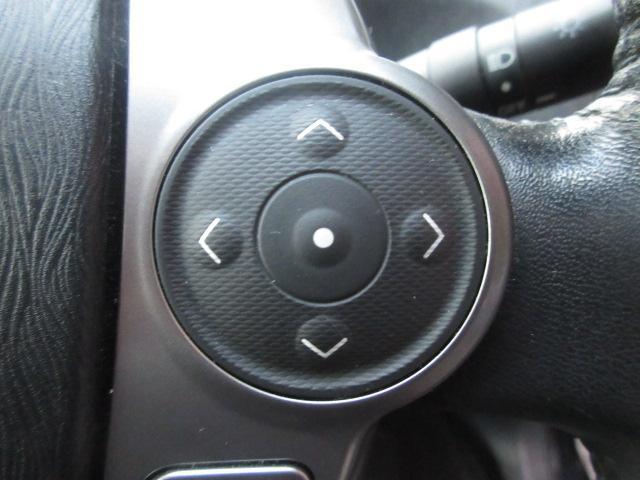 プリウスアルファ Ｇツーリングセレクション　社外ナビ　フルセグ　バックカメラ　オートＬＥＤ＆フォグ　モデリスタエアロ　ＥＴＣ　ワンオーナー　スイッチ付ハンドル　スマートキー　ＤＶＤ　ＳＤ録音　Ｂｌｕｅｔｏｏｔｈ（12枚目）