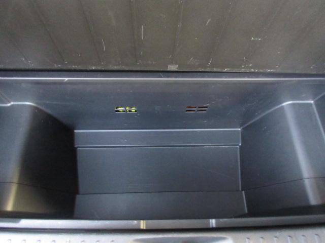 プリウスアルファ Ｇツーリングセレクション　社外ナビ　フルセグ　バックカメラ　オートＬＥＤ＆フォグ　モデリスタエアロ　ＥＴＣ　ワンオーナー　スイッチ付ハンドル　スマートキー　ＤＶＤ　ＳＤ録音　Ｂｌｕｅｔｏｏｔｈ（31枚目）