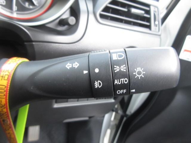 スイフト ハイブリッドMLセーフティパッケージ 純正ナビ デュアルセンサーブレーキサポート Bカメラ レーダークルーズ SD DVD SD録音 Bluetooth シートヒーター オートハイビーム付LEDライト LDA ETC パドルシフト(17枚目)