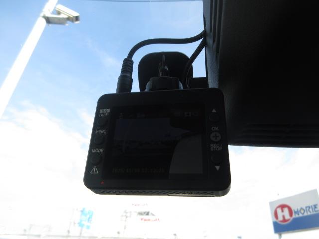 スイフト ハイブリッドMLセーフティパッケージ 純正ナビ デュアルセンサーブレーキサポート Bカメラ レーダークルーズ SD DVD SD録音 Bluetooth シートヒーター オートハイビーム付LEDライト LDA ETC パドルシフト(27枚目)