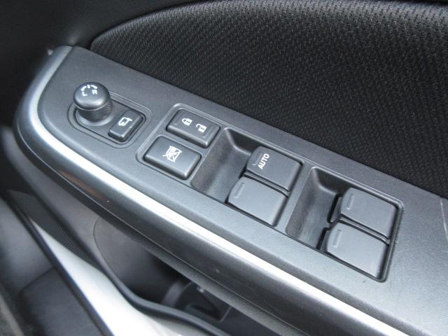 スイフト ハイブリッドMLセーフティパッケージ 純正ナビ デュアルセンサーブレーキサポート Bカメラ レーダークルーズ SD DVD SD録音 Bluetooth シートヒーター オートハイビーム付LEDライト LDA ETC パドルシフト(29枚目)