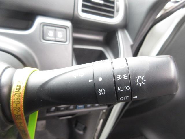 ソリオ ハイブリッドSZ 純正8型ナビ フルセグ Bカメラ フリップダウンモニター 両側電動ドア クルコン オートHID&フォグ シートヒーター 純正15AW デュアルカメラブレーキサポート LDA コーナーセンサ―(16枚目)