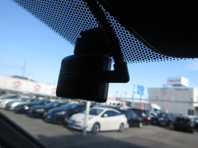 ステップワゴンスパーダ スパーダハイブリッド　Ｇ・ＥＸ　ホンダセンシング　純正９型ナビ　フルセグ　マルチビューカメラ　両側電動ドア　レーダークルーズ　本革　シートヒーター　オートＬＥＤ＆フォグ　ＬＫＡ　ＥＴＣ　わくわくゲート　純正１６ＡＷ　ＡＣ１００Ｖ　Ｂｌｕｅｔｏｏｔｈ（25枚目）