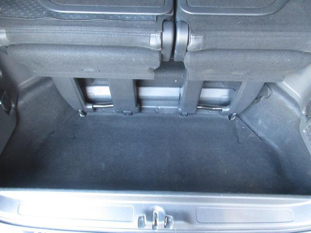 ステップワゴンスパーダ スパーダハイブリッド　Ｇ・ＥＸ　ホンダセンシング　純正９型ナビ　フルセグ　マルチビューカメラ　両側電動ドア　レーダークルーズ　本革　シートヒーター　オートＬＥＤ＆フォグ　ＬＫＡ　ＥＴＣ　わくわくゲート　純正１６ＡＷ　ＡＣ１００Ｖ　Ｂｌｕｅｔｏｏｔｈ（41枚目）