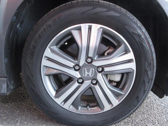 ステップワゴンスパーダ スパーダハイブリッド　Ｇ・ＥＸ　ホンダセンシング　純正９型ナビ　フルセグ　マルチビューカメラ　両側電動ドア　レーダークルーズ　本革　シートヒーター　オートＬＥＤ＆フォグ　ＬＫＡ　ＥＴＣ　わくわくゲート　純正１６ＡＷ　ＡＣ１００Ｖ　Ｂｌｕｅｔｏｏｔｈ（65枚目）