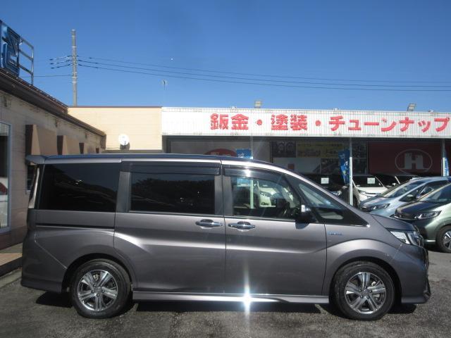 ステップワゴンスパーダ スパーダハイブリッド　Ｇ・ＥＸ　ホンダセンシング　純正９型ナビ　フルセグ　マルチビューカメラ　両側電動ドア　レーダークルーズ　本革　シートヒーター　オートＬＥＤ＆フォグ　ＬＫＡ　ＥＴＣ　わくわくゲート　純正１６ＡＷ　ＡＣ１００Ｖ　Ｂｌｕｅｔｏｏｔｈ（71枚目）