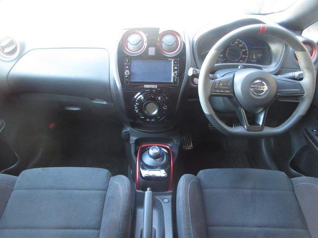ノート ｅ－パワーニスモ　純正ナビ　フルセグ　アラウンドビューモニター　エマージェンシーブレーキ　ＬＤＡ　オート付ＬＥＤ＆フォグ　コーナーセンサ―　ＥＴＣ　純正ドラレコ　スマートルームミラー　純正１６ＡＷ　ＤＶＤ　ＳＤ録音（6枚目）