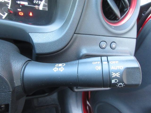 ノート ｅ－パワーニスモ　純正ナビ　フルセグ　アラウンドビューモニター　エマージェンシーブレーキ　ＬＤＡ　オート付ＬＥＤ＆フォグ　コーナーセンサ―　ＥＴＣ　純正ドラレコ　スマートルームミラー　純正１６ＡＷ　ＤＶＤ　ＳＤ録音（14枚目）