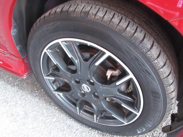 ノート ｅ－パワーニスモ　純正ナビ　フルセグ　アラウンドビューモニター　エマージェンシーブレーキ　ＬＤＡ　オート付ＬＥＤ＆フォグ　コーナーセンサ―　ＥＴＣ　純正ドラレコ　スマートルームミラー　純正１６ＡＷ　ＤＶＤ　ＳＤ録音（41枚目）