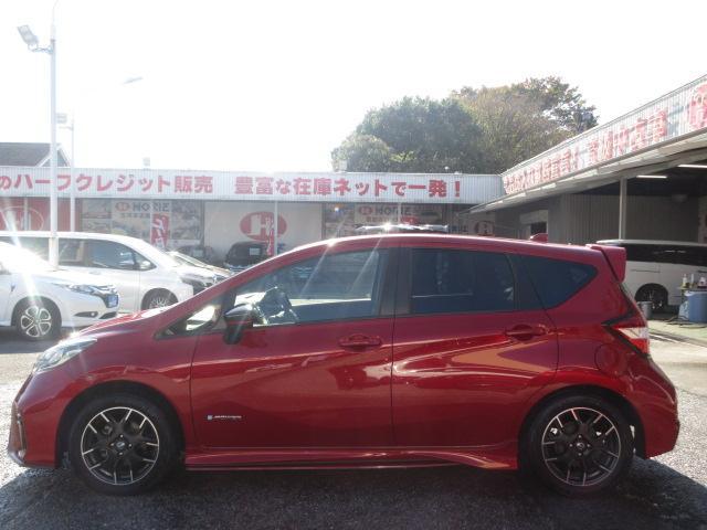 ノート ｅ－パワーニスモ　純正ナビ　フルセグ　アラウンドビューモニター　エマージェンシーブレーキ　ＬＤＡ　オート付ＬＥＤ＆フォグ　コーナーセンサ―　ＥＴＣ　純正ドラレコ　スマートルームミラー　純正１６ＡＷ　ＤＶＤ　ＳＤ録音（70枚目）