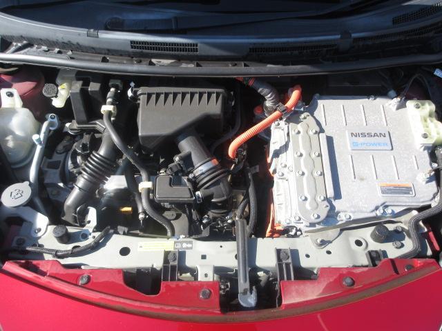 ノート ｅ－パワーニスモ　純正ナビ　フルセグ　アラウンドビューモニター　エマージェンシーブレーキ　ＬＤＡ　オート付ＬＥＤ＆フォグ　コーナーセンサ―　ＥＴＣ　純正ドラレコ　スマートルームミラー　純正１６ＡＷ　ＤＶＤ　ＳＤ録音（77枚目）