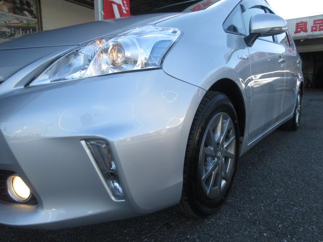 プリウスアルファ Ｓ　チューン　ブラック　純正ナビ　フルセグ　バックカメラ　ＤＶＤ　ＳＤ音楽録音　Ｂｌｕｅｔｏｏｔｈ　ＥＴＣ　スイッチ付革巻ステアリング　オートライト　純正１６インチアルミ　スマートキー　３列シート　リヤスポイラー（46枚目）