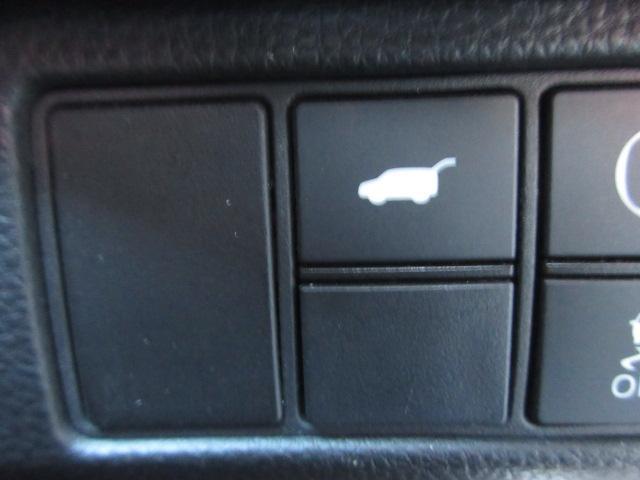 ヴェゼル ｅ：ＨＥＶ　Ｚ　純正９型ナビ　フルセグ　バックカメラ　パワーバックドア　ホンダセンシング　ＬＫＡ　ＢＳＩ　ＣＭＢＳ　レーダークルーズ　オートＬＥＤ＆フォグ　純正１８アルミ　ハーフレザー　ＥＴＣ２．０　前後ドラレコ（19枚目）