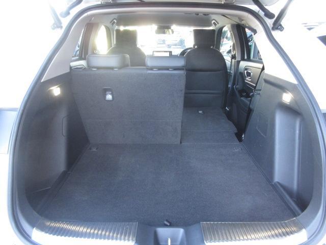 ヴェゼル ｅ：ＨＥＶ　Ｚ　純正９型ナビ　フルセグ　バックカメラ　パワーバックドア　ホンダセンシング　ＬＫＡ　ＢＳＩ　ＣＭＢＳ　レーダークルーズ　オートＬＥＤ＆フォグ　純正１８アルミ　ハーフレザー　ＥＴＣ２．０　前後ドラレコ（41枚目）