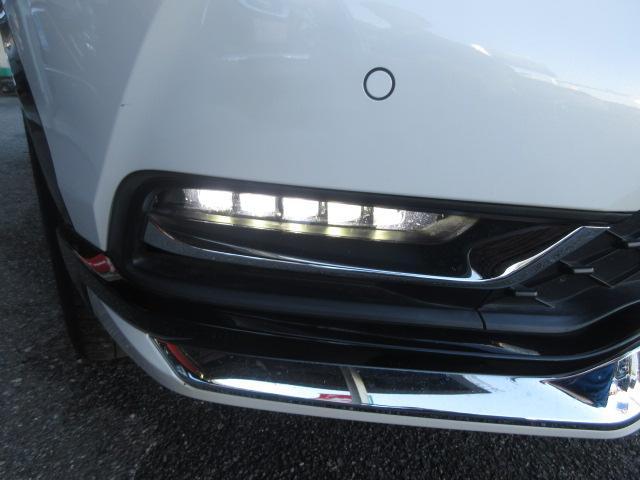 ヴェゼル ｅ：ＨＥＶ　Ｚ　純正９型ナビ　フルセグ　バックカメラ　パワーバックドア　ホンダセンシング　ＬＫＡ　ＢＳＩ　ＣＭＢＳ　レーダークルーズ　オートＬＥＤ＆フォグ　純正１８アルミ　ハーフレザー　ＥＴＣ２．０　前後ドラレコ（45枚目）