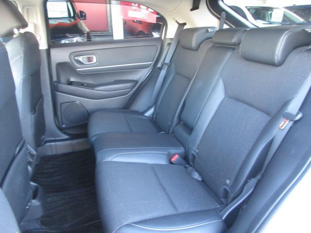 ヴェゼル ｅ：ＨＥＶ　Ｚ　純正９型ナビ　フルセグ　バックカメラ　パワーバックドア　ホンダセンシング　ＬＫＡ　ＢＳＩ　ＣＭＢＳ　レーダークルーズ　オートＬＥＤ＆フォグ　純正１８アルミ　ハーフレザー　ＥＴＣ２．０　前後ドラレコ（62枚目）