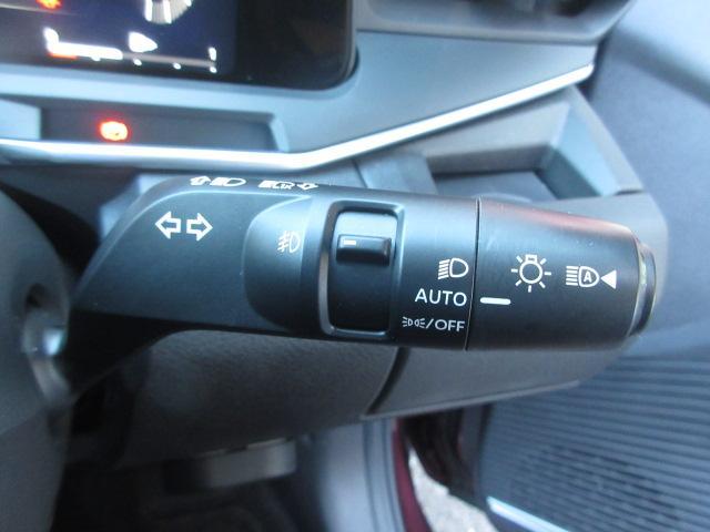 オーラ Ｇ　レザーエディション　純正９型コネクトナビ　フルセグ　アラウンドビューモニター　プロパイロット　ＬＫＡ　ＢＳＭ　コーナーセンサー　レーダークルーズ　オートＬＥＤ＆フォグ　本革　ＥＴＣ２．０　ＢＯＳＥサウンド　純正１７ＡＷ（14枚目）