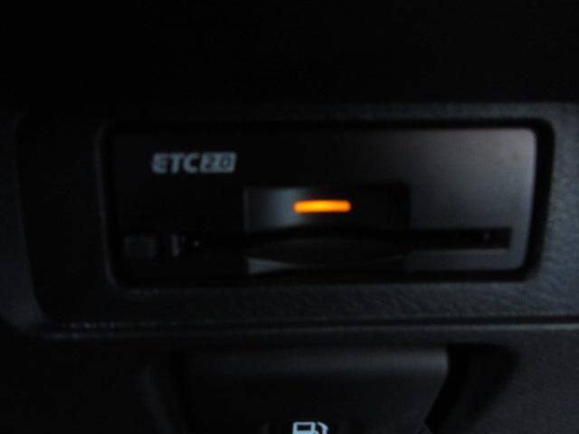 オーラ Ｇ　レザーエディション　純正９型コネクトナビ　フルセグ　アラウンドビューモニター　プロパイロット　ＬＫＡ　ＢＳＭ　コーナーセンサー　レーダークルーズ　オートＬＥＤ＆フォグ　本革　ＥＴＣ２．０　ＢＯＳＥサウンド　純正１７ＡＷ（16枚目）