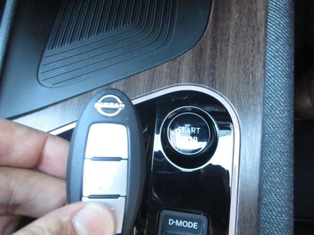 オーラ Ｇ　レザーエディション　純正９型コネクトナビ　フルセグ　アラウンドビューモニター　プロパイロット　ＬＫＡ　ＢＳＭ　コーナーセンサー　レーダークルーズ　オートＬＥＤ＆フォグ　本革　ＥＴＣ２．０　ＢＯＳＥサウンド　純正１７ＡＷ（17枚目）