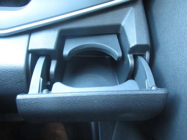 オーラ Ｇ　レザーエディション　純正９型コネクトナビ　フルセグ　アラウンドビューモニター　プロパイロット　ＬＫＡ　ＢＳＭ　コーナーセンサー　レーダークルーズ　オートＬＥＤ＆フォグ　本革　ＥＴＣ２．０　ＢＯＳＥサウンド　純正１７ＡＷ（29枚目）