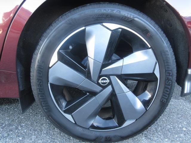 オーラ Ｇ　レザーエディション　純正９型コネクトナビ　フルセグ　アラウンドビューモニター　プロパイロット　ＬＫＡ　ＢＳＭ　コーナーセンサー　レーダークルーズ　オートＬＥＤ＆フォグ　本革　ＥＴＣ２．０　ＢＯＳＥサウンド　純正１７ＡＷ（67枚目）