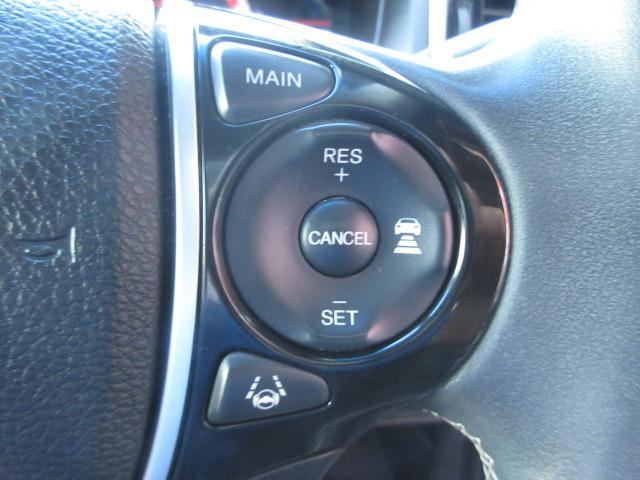 オデッセイ アブソルート・ＥＸホンダセンシング　純正ナビ　フルセグ　Ｂカメラ　両側電動ドア　レーダークルーズ　半革シート　オートＬＥＤ＆フォグ　ホンダセンシング　ＥＴＣ２．０　オットマン　純正１７ＡＷ　ドラレコ　ワンオーナー　Ｉ－ＳＴＯＰ（14枚目）