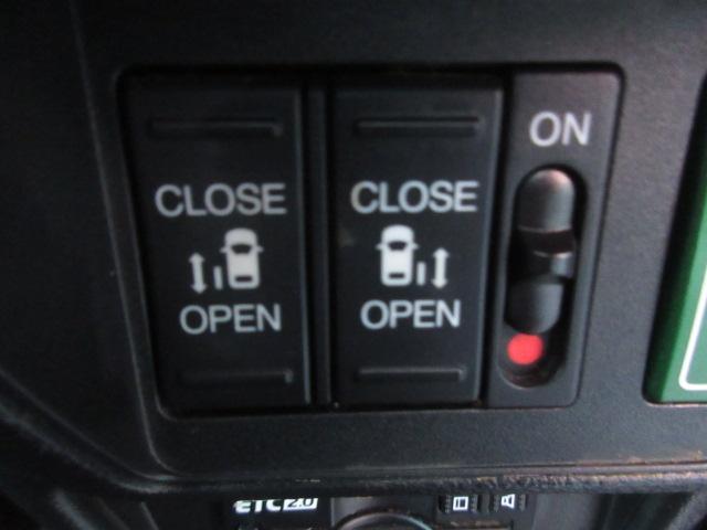 オデッセイ アブソルート・ＥＸホンダセンシング　純正ナビ　フルセグ　Ｂカメラ　両側電動ドア　レーダークルーズ　半革シート　オートＬＥＤ＆フォグ　ホンダセンシング　ＥＴＣ２．０　オットマン　純正１７ＡＷ　ドラレコ　ワンオーナー　Ｉ－ＳＴＯＰ（18枚目）