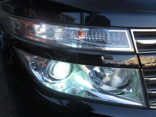 エルグランド ３５０ハイウェイスターアーバンクロムブラックレザー　純正ナビ　全周囲Ｍ　サンルーフ　フリップモニター　シートヒーター　オットマン　ＥＴＣ　コーナーセンサー　両側電動スライドドア　パワーバックドア　オート付ＨＩＤライト＆フォグ　オート格納ウィンカーミラー（41枚目）