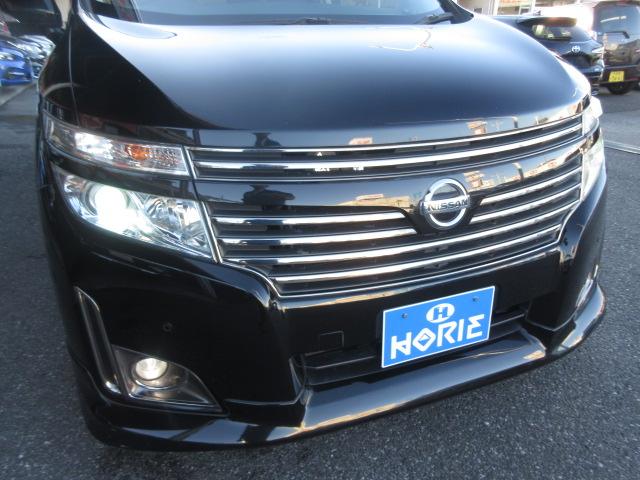 エルグランド ３５０ハイウェイスターアーバンクロムブラックレザー　純正ナビ　全周囲Ｍ　サンルーフ　フリップモニター　シートヒーター　オットマン　ＥＴＣ　コーナーセンサー　両側電動スライドドア　パワーバックドア　オート付ＨＩＤライト＆フォグ　オート格納ウィンカーミラー（43枚目）