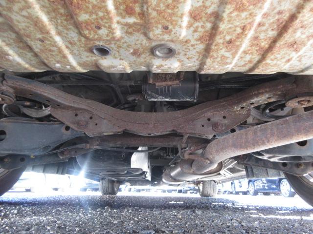 エルグランド ３５０ハイウェイスターアーバンクロムブラックレザー　純正ナビ　全周囲Ｍ　サンルーフ　フリップモニター　シートヒーター　オットマン　ＥＴＣ　コーナーセンサー　両側電動スライドドア　パワーバックドア　オート付ＨＩＤライト＆フォグ　オート格納ウィンカーミラー（80枚目）