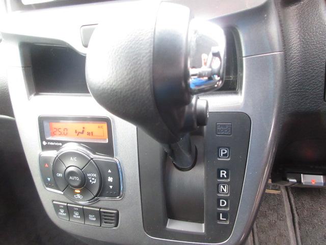 ソリオ ハイブリッドＭＺ　社外ナビ　フルセグ　バックカメラ　デュアルカメラブレーキサポート　車線逸脱警報　両側電動ドア　オートＨＩＤ＆フォグ　クルコン　純正１５ＡＷ　ＥＴＣ　シートヒーター　ＤＶＤ　Ｂｌｕｅｔｏｏｔｈ（19枚目）