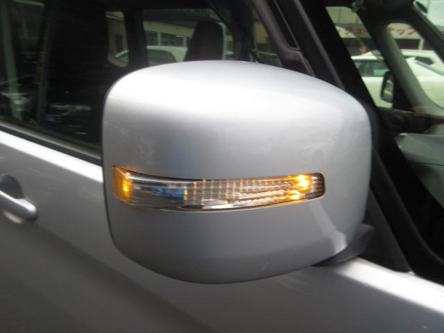 ソリオ ハイブリッドＭＺ　社外ナビ　フルセグ　バックカメラ　デュアルカメラブレーキサポート　車線逸脱警報　両側電動ドア　オートＨＩＤ＆フォグ　クルコン　純正１５ＡＷ　ＥＴＣ　シートヒーター　ＤＶＤ　Ｂｌｕｅｔｏｏｔｈ（40枚目）