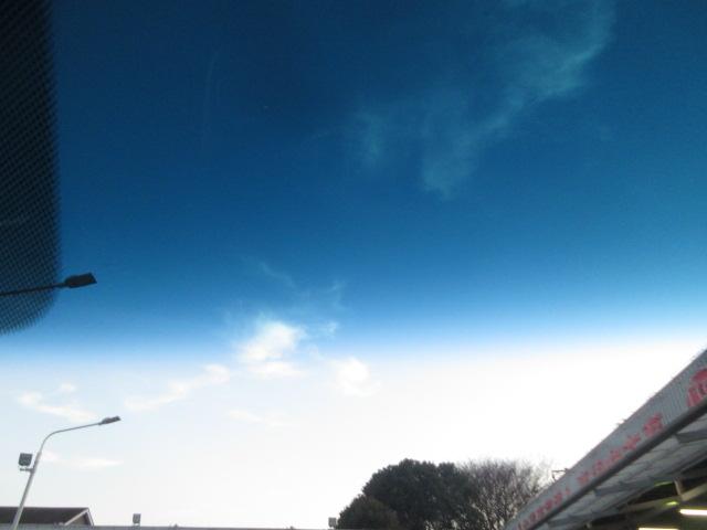 フィットハイブリッド Ｌパッケージ　社外ナビ　ＴＶ　バックカメラ　オートＬＥＤライト　衝突軽減ブレーキ　ハーフレザーシート　コーナーセンサ―　ＥＴＣ　クルーズコントロール　チップアップシート　スイッチ付革巻ステアリング（29枚目）