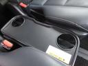 ハイブリッドＧｉ　純正９型ナビ　フルセグ　Ｂカメラ　フリップダウンモニター　両側電動ドア　クルコン　オート付ＬＥＤ＆フォグ　ＥＴＣ　社外１７インチＡＷ　合皮　シートヒーター　ワンオーナー　Ｂｌｕｅｔｏｏｔｈ　ＵＳＢ（31枚目）