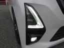 夜道や悪天候時も明るく照らし長寿命のLEDライトも装備!悪天候時こそ使いたいフォグライトも装備されています!