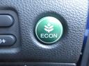 消費燃費を押さえるECONボタンも装備しています。
