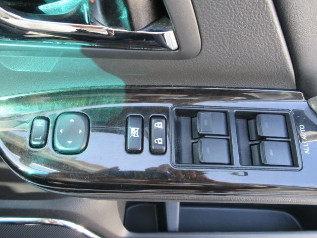 ヴェルファイア ２．４Ｚ　ゴールデンアイズＩＩ　ＥＴＣ☆純正ＨＤＤナビ☆フルセグＴＶ☆バックカメラ☆両側パワースライドドア☆パワーバックドア☆純正１８インチＡＷ☆オートクルーズ☆ドライブレコーダー☆ハーフレザーシート☆プッシュスタート＆スマートキー（30枚目）