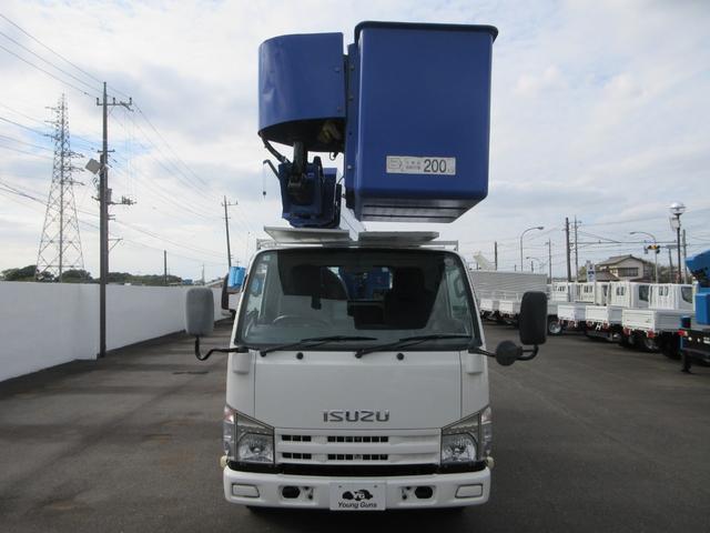 エルフトラック 　高所作業車　アイチＳＳ－１２Ａ　作業床高１１．９ｍ　作業床積載荷重２００ｋｇ　　アワーメーター１９５０時間　車両寸法（車検証記載）：長５３３ｃｍ　幅１９１ｃｍ　高３１０ｃｍ　車両総重量７０６５ｋｇ（16枚目）