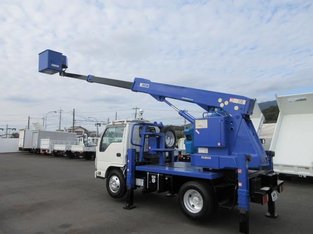 エルフトラック 　高所作業車　アイチＳＳ－１２Ａ　作業床高１１．９ｍ　作業床積載荷重２００ｋｇ　　アワーメーター１９５０時間　車両寸法（車検証記載）：長５３３ｃｍ　幅１９１ｃｍ　高３１０ｃｍ　車両総重量７０６５ｋｇ（26枚目）