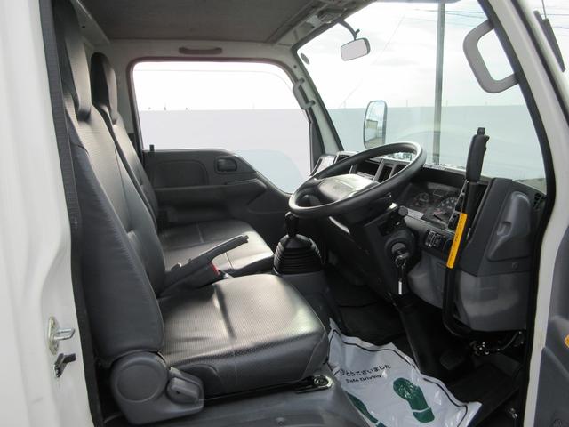 エルフトラック 　高所作業車　アイチＳＳ－１２Ａ　作業床高１１．９ｍ　作業床積載荷重２００ｋｇ　　アワーメーター１９５０時間　車両寸法（車検証記載）：長５３３ｃｍ　幅１９１ｃｍ　高３１０ｃｍ　車両総重量７０６５ｋｇ（44枚目）