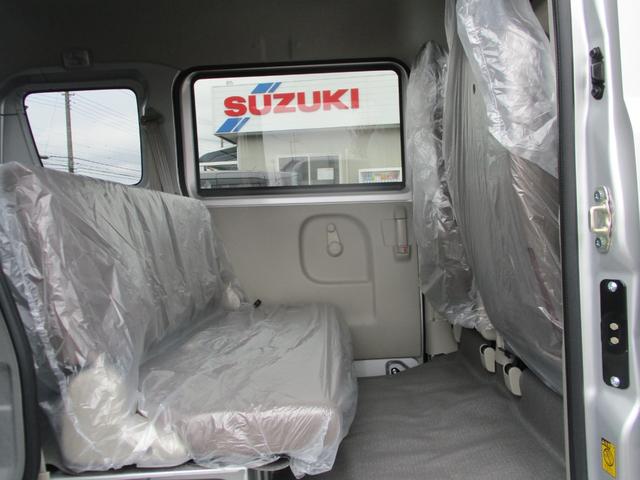 エブリイ ＰＡリミテッド　届出済未使用車　ドアバイザー　ゴムマット　スズキセ－フティサポ－ト　デュアルカメラブレ－キサポ－ト　前後誤発進制御機能　車線逸脱警報機能　ふらつき警報機能　先行車お知らせ機能　ハイビームアシスト（31枚目）