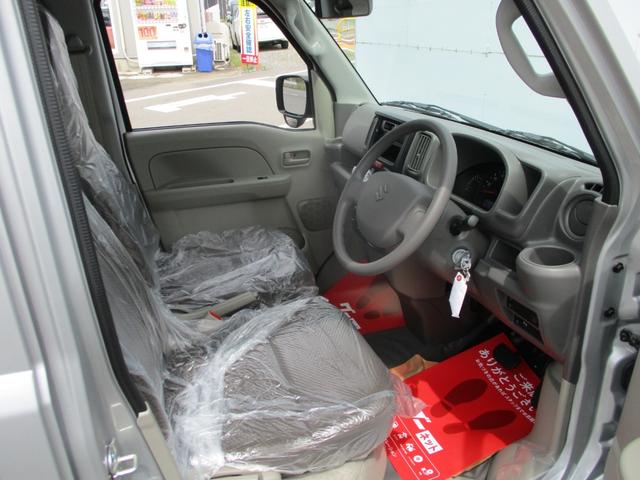 エブリイ ＰＡリミテッド　届出済未使用車　ドアバイザー　ゴムマット　スズキセ－フティサポ－ト　デュアルカメラブレ－キサポ－ト　前後誤発進制御機能　車線逸脱警報機能　ふらつき警報機能　先行車お知らせ機能　ハイビームアシスト（22枚目）